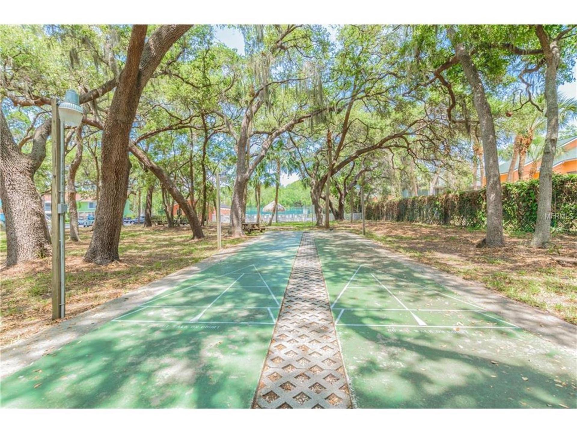Affordable Two Bedroom Tropical Condo - Private Beach, Pools, Hot Tub St. Petersburg Esterno foto